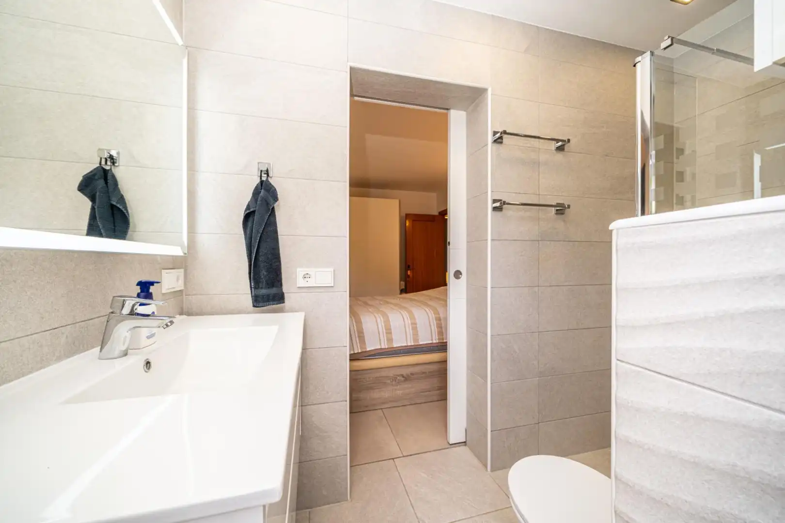 Baño de Planta baja en venta en Sant Llorenç des Cardassar con Aire acondicionado, Calefacción y Jardín privado
