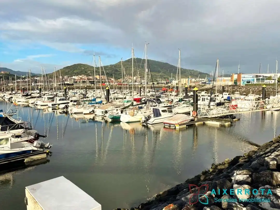 Exterior view of Flat for sale in Getxo   with Heating, Private garden and Terrace