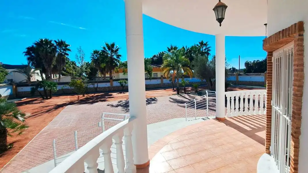 Terraza de Casa o chalet de alquiler en Catral, Alicante