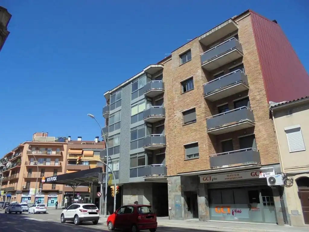 Parcheggio in vendita a Cr. Vic