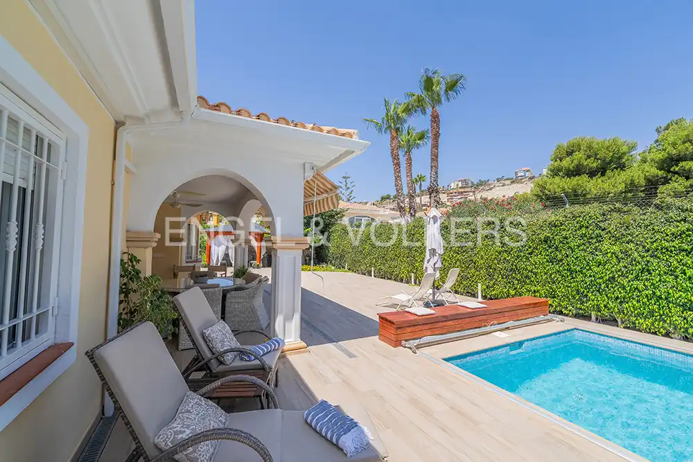 Villa con piscina in vendita a Carrer del Vespre 11, imagen 5