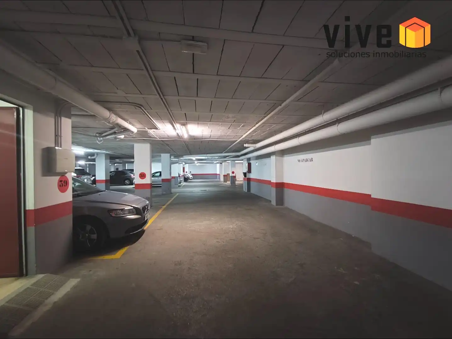 Parking of Flat for sale in Sevilla  with Air Conditioner and Terrace