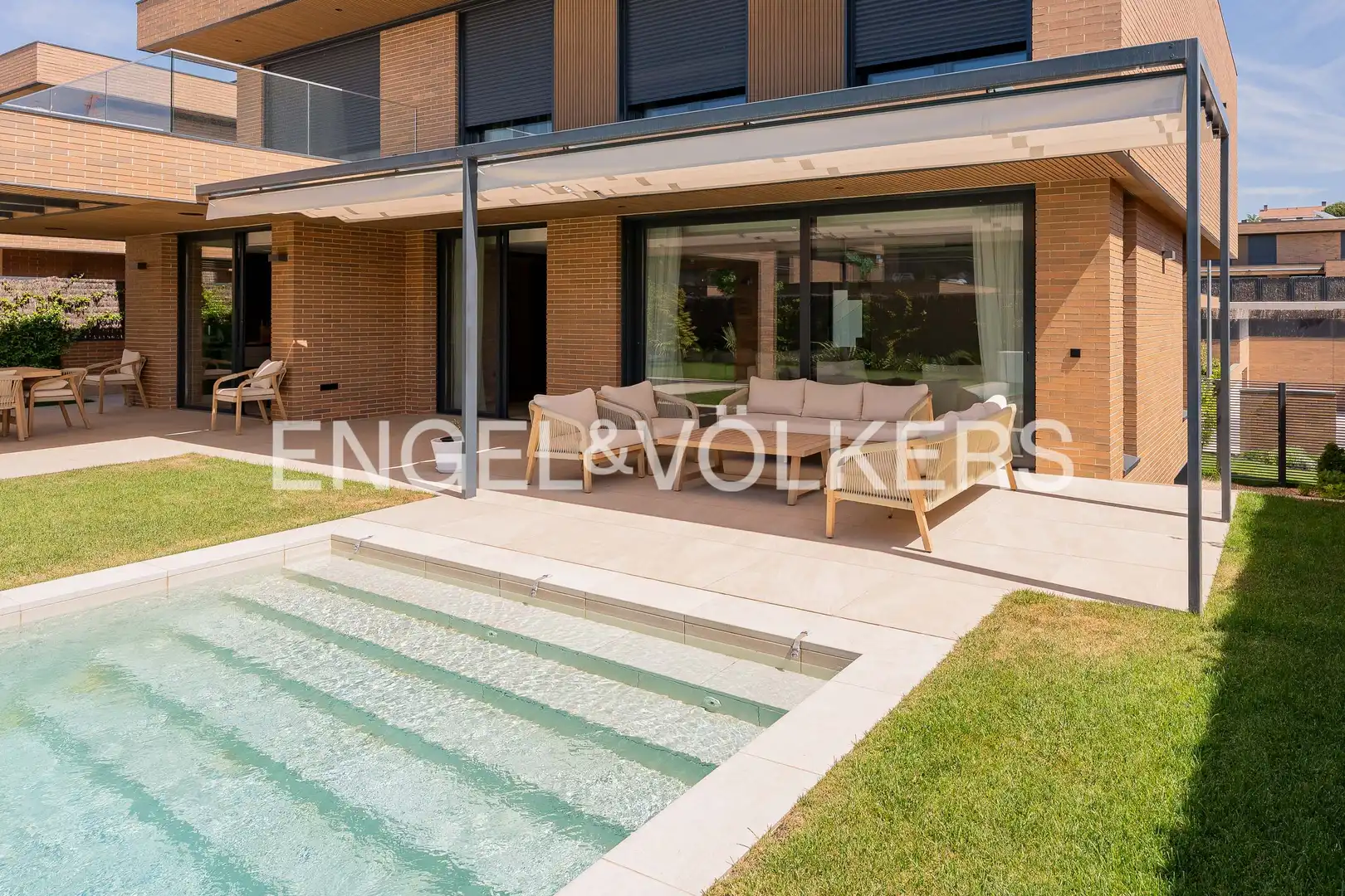 Terraza de Casa o chalet en venta en Las Rozas de Madrid con Aire acondicionado, Calefacción y Jardín privado
