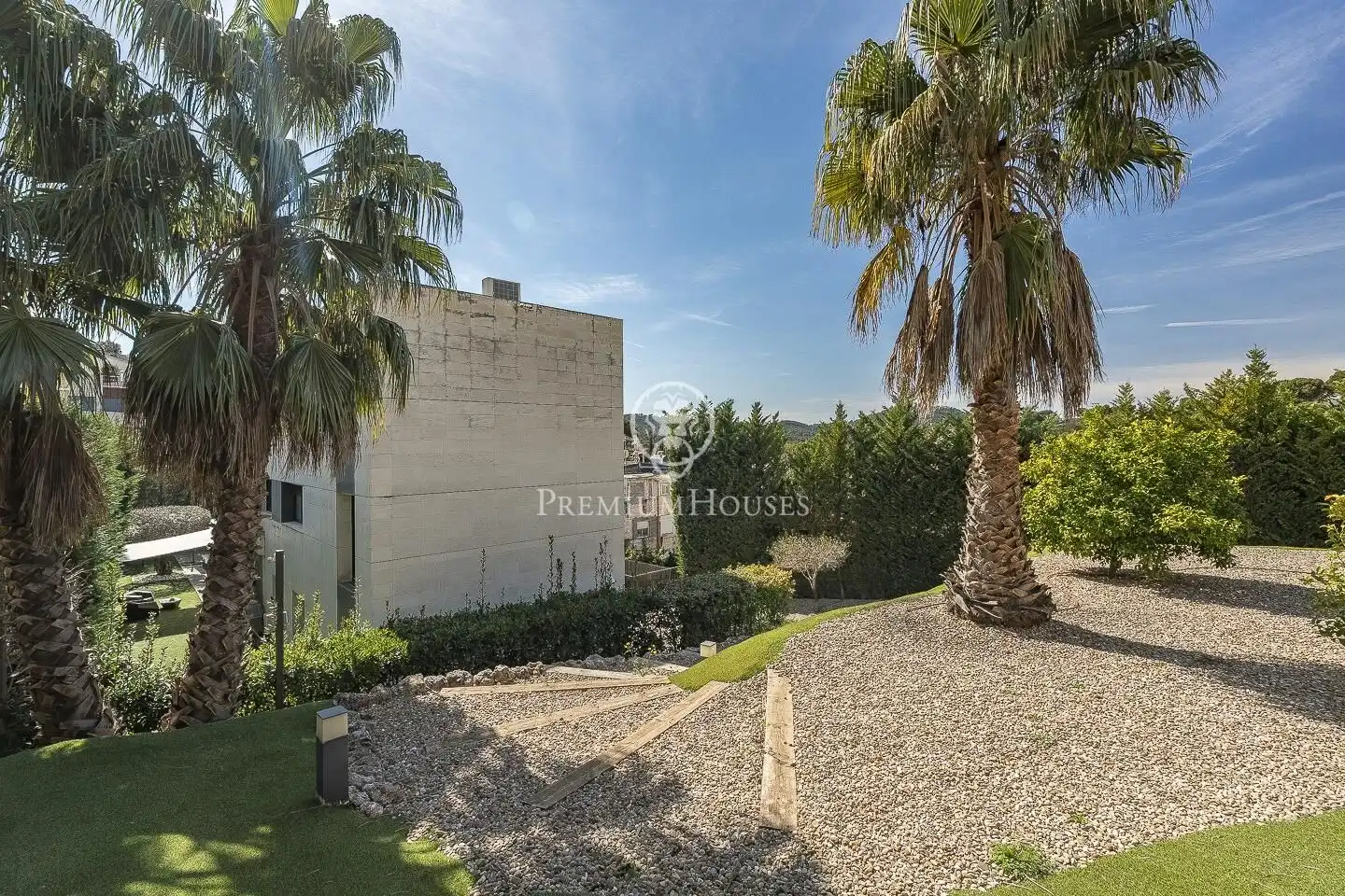 Houses for sale in Sant Cugat del Vallès  with Air Conditioner, Heating and Private garden