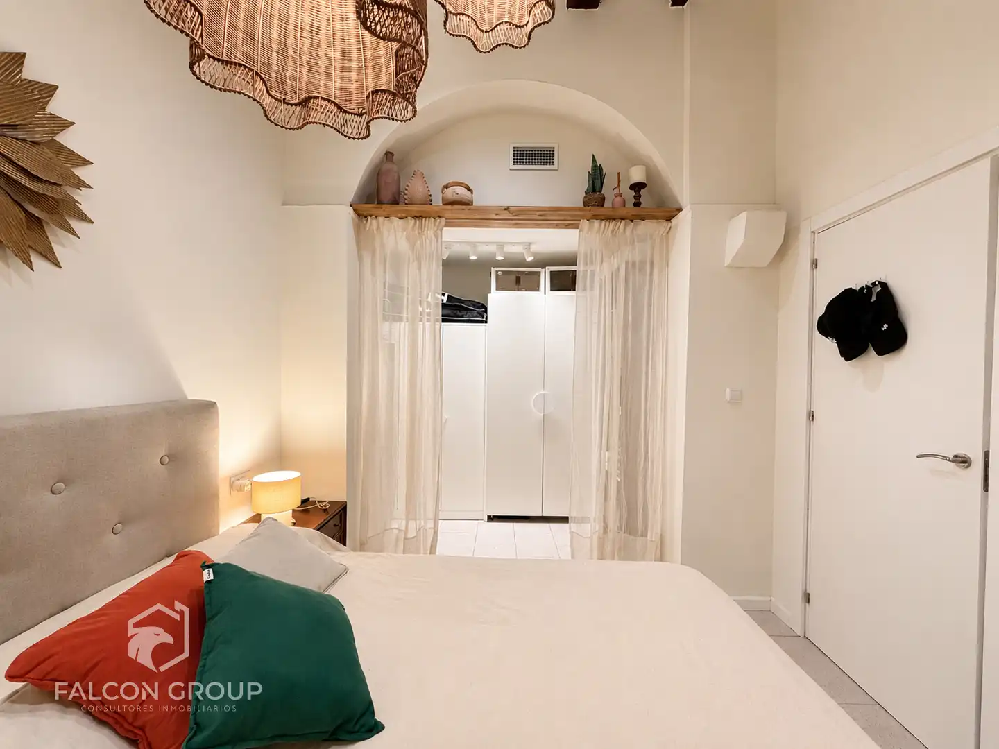 Dormitori de Local en venda en Vilanova i la Geltrú amb Aire condicionat, Calefacció i Parquet