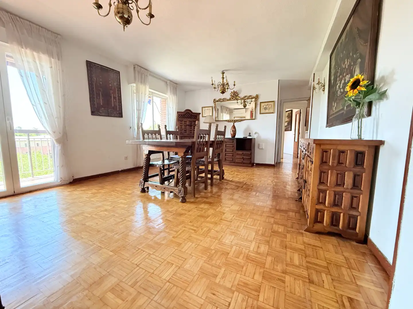 Comedor de Piso en venta en Madrid con Aire acondicionado, Terraza y Amueblado