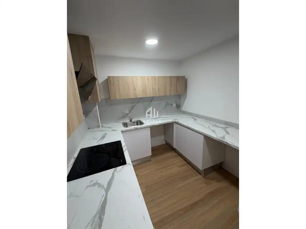 Dúplex con ascensor en venta en Calle Folch I Torres, imagen 2