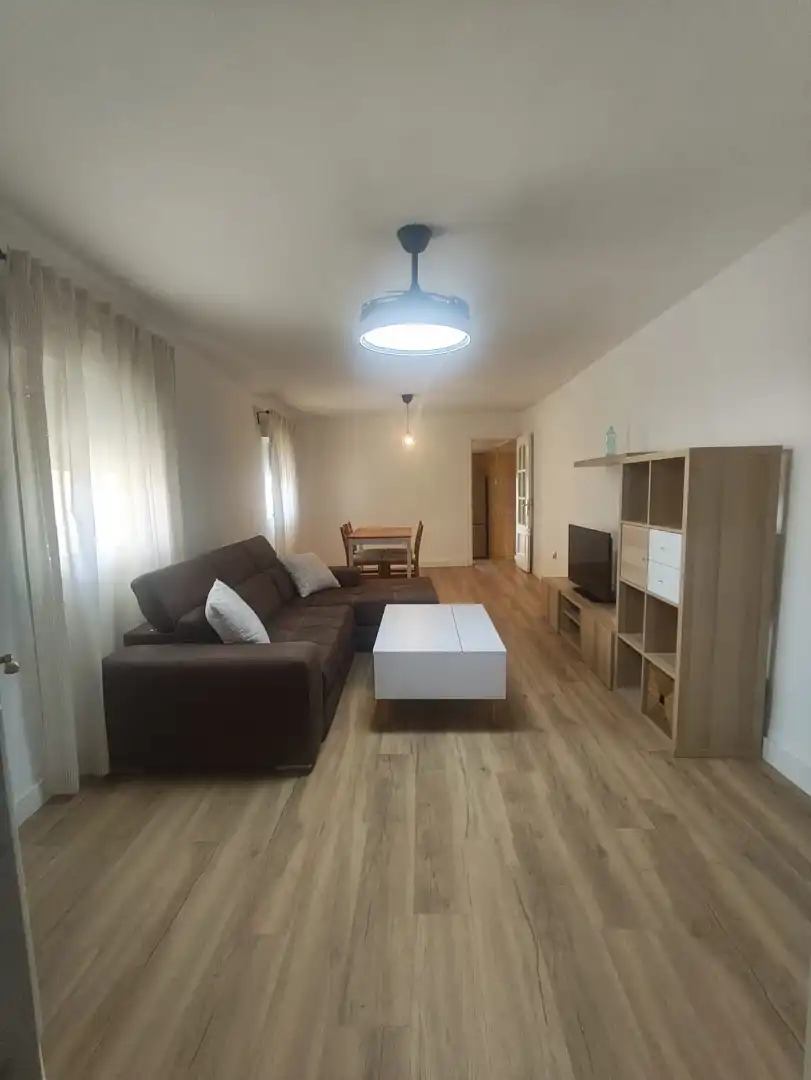 Wohnzimmer von Haus oder Chalet zur Miete in Santa Cruz del Retamar mit Klimaanlage, Heizung und Möbliert