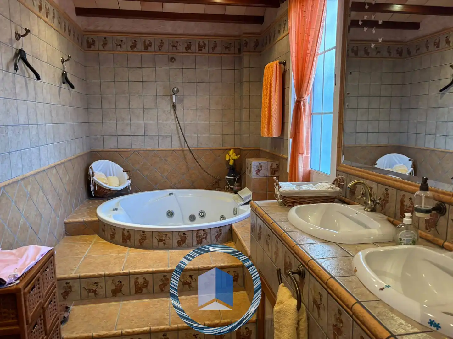 Baño de Casa o chalet en venta en Alcalá de Guadaira con Aire acondicionado, Jardín privado y Terraza