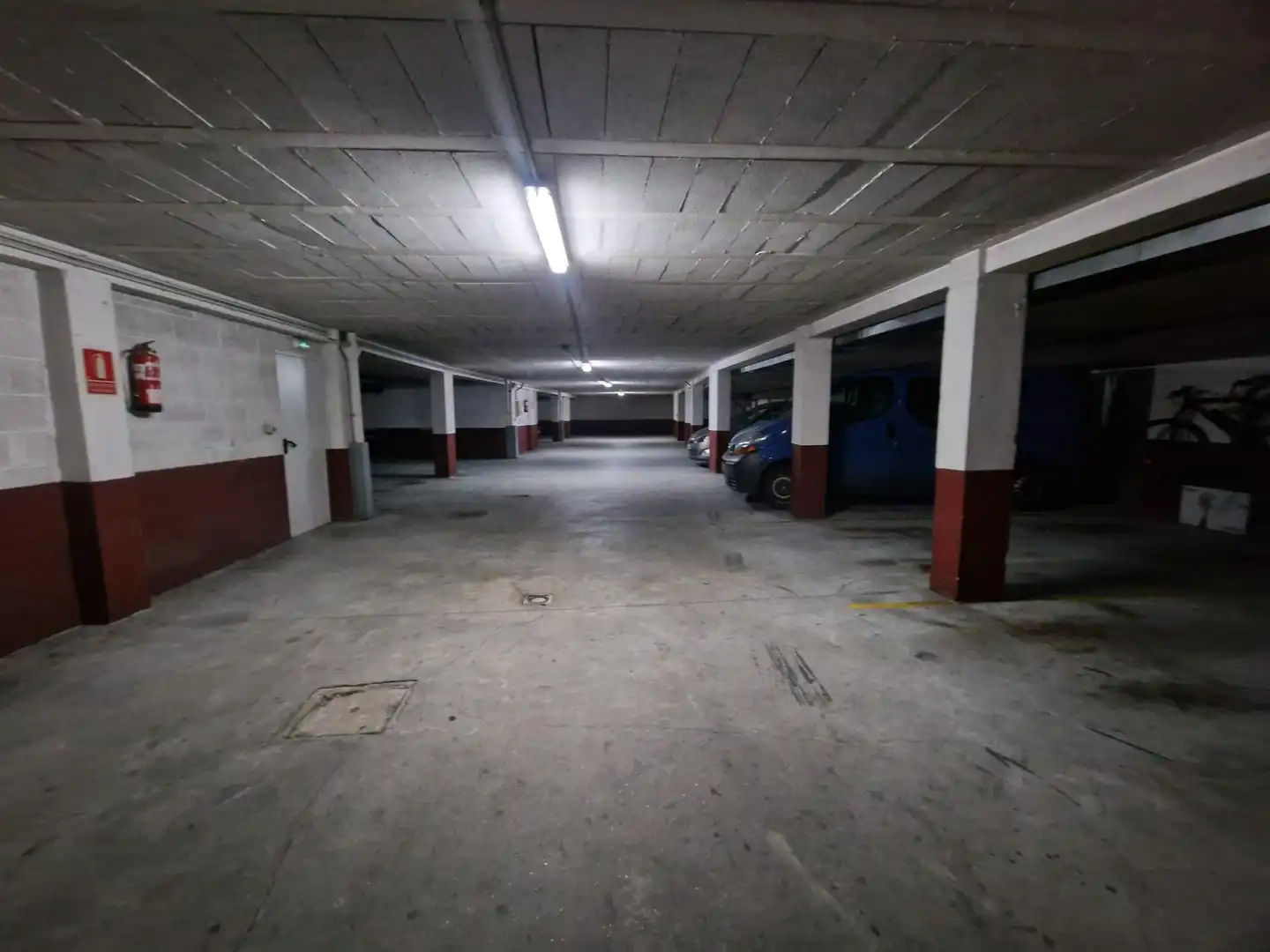 Parking de Piso en venta en San Cibrao das Viñas con Calefacción, Parquet y Terraza