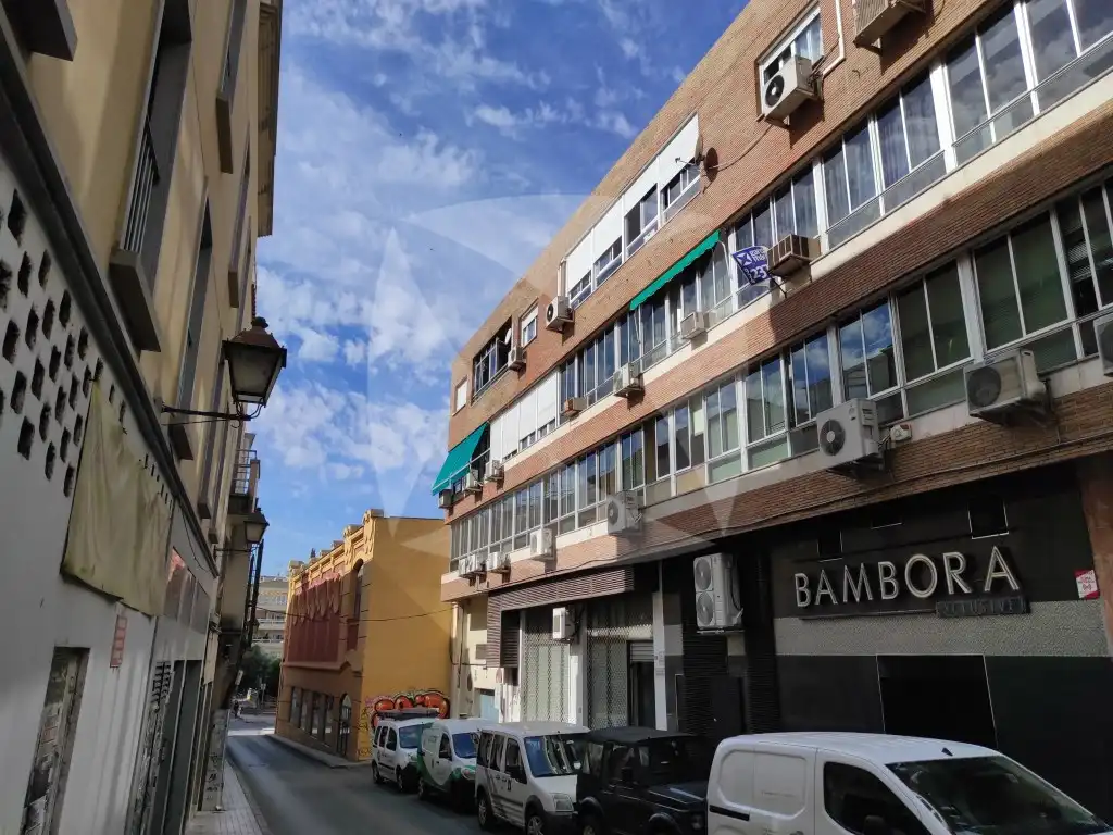 Oficina de alquiler en C. Obispo San Juan de Ribera, 9, Casco Antiguo