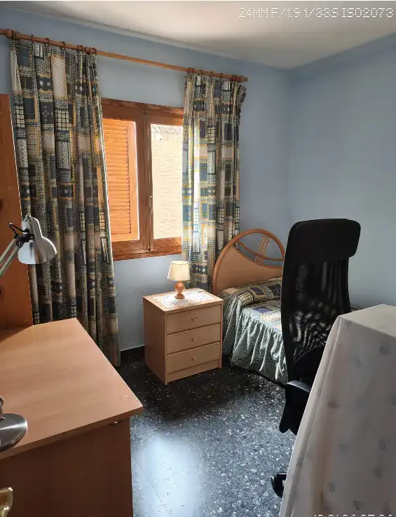 Habitación de Casa o chalet en venta en Chiva con Aire acondicionado, Jardín privado y Terraza