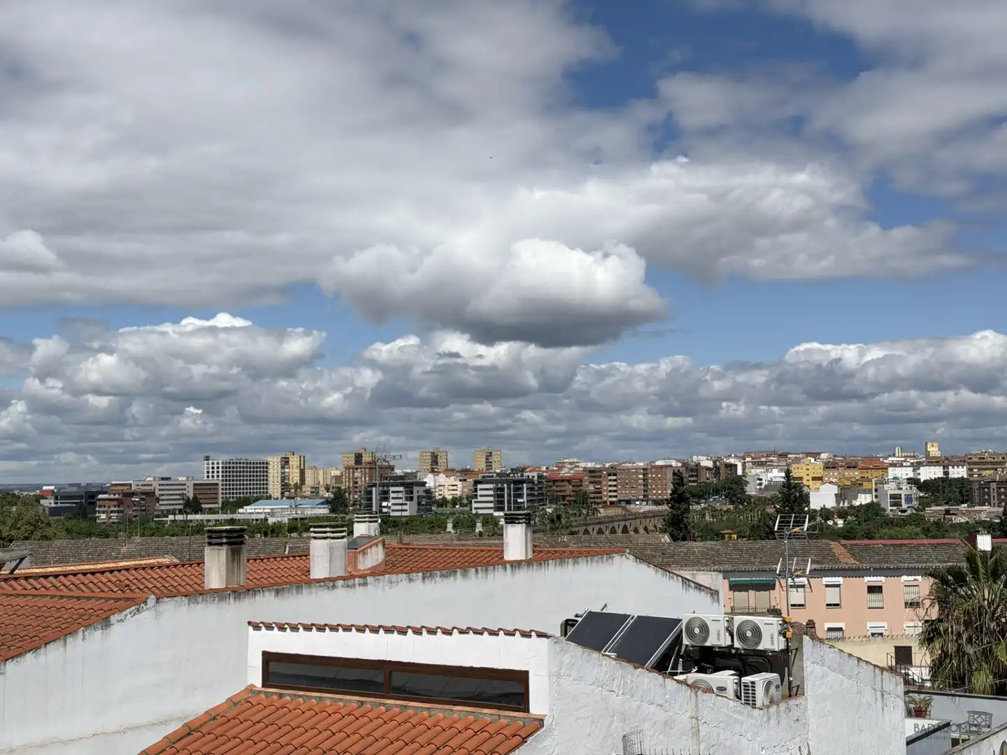 Vista exterior de Piso en venta en Badajoz con Aire acondicionado, Calefacción y Parquet