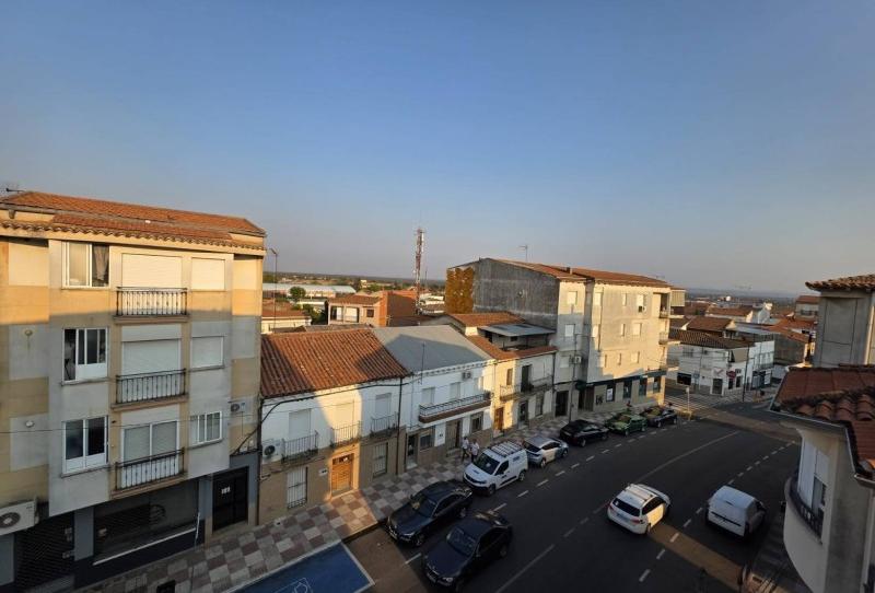 Photo 1 of Flat for sale in Talayuela, Cáceres