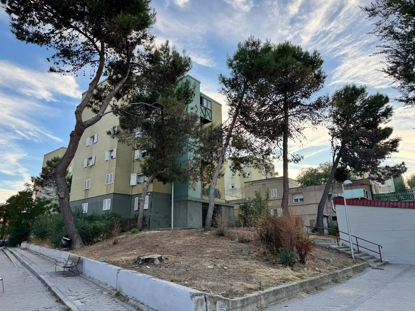 Flat with lift for sale in Calle de Ariza