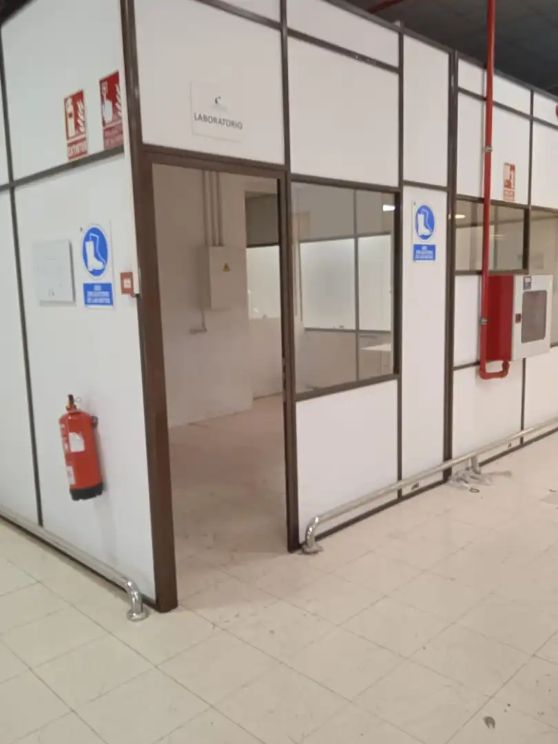 Fabrikhallen zur Miete in Massalfassar
