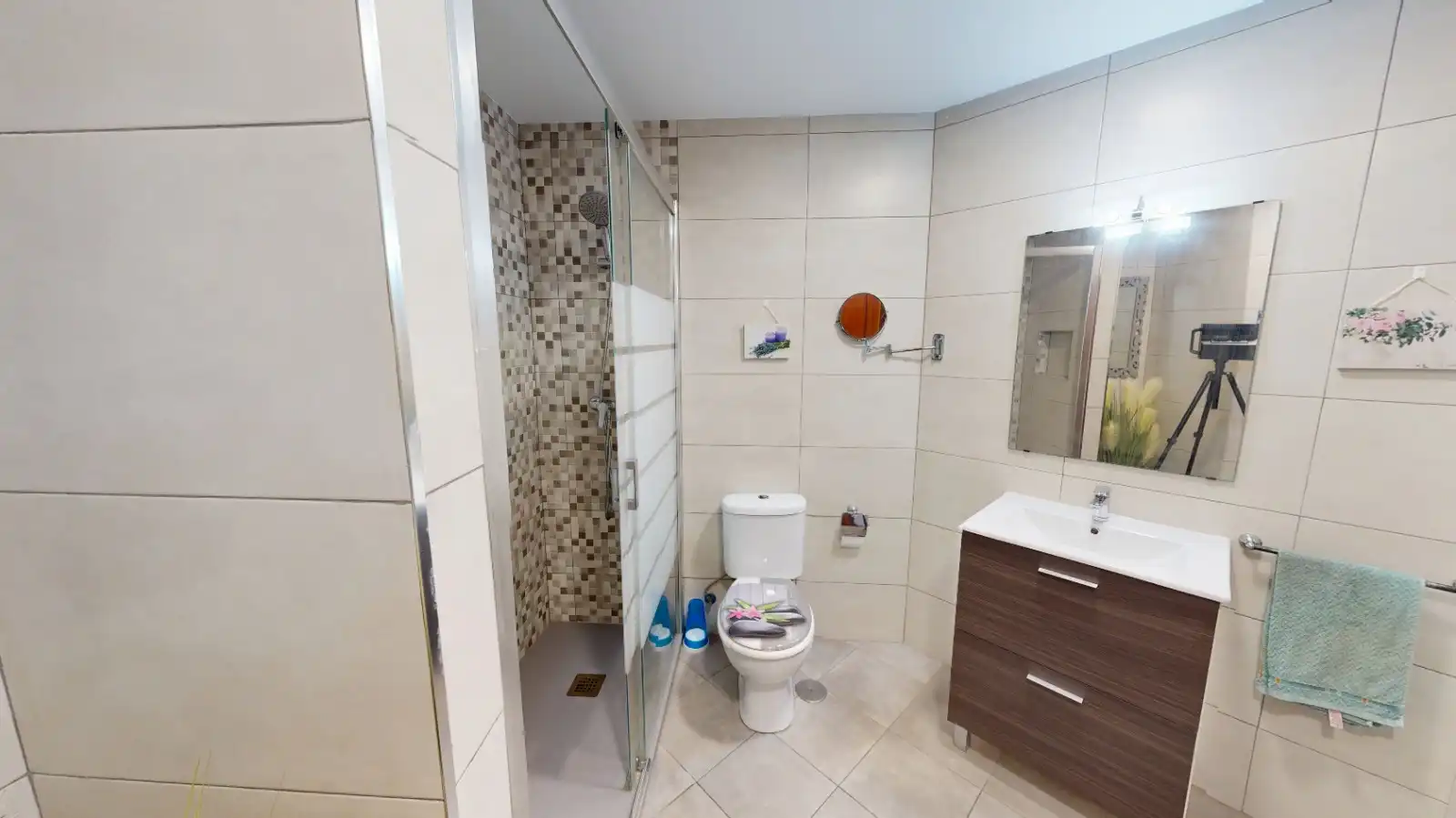 Bathroom of Flat for sale in Elche / Elx  with Air Conditioner, Furnished and Oven