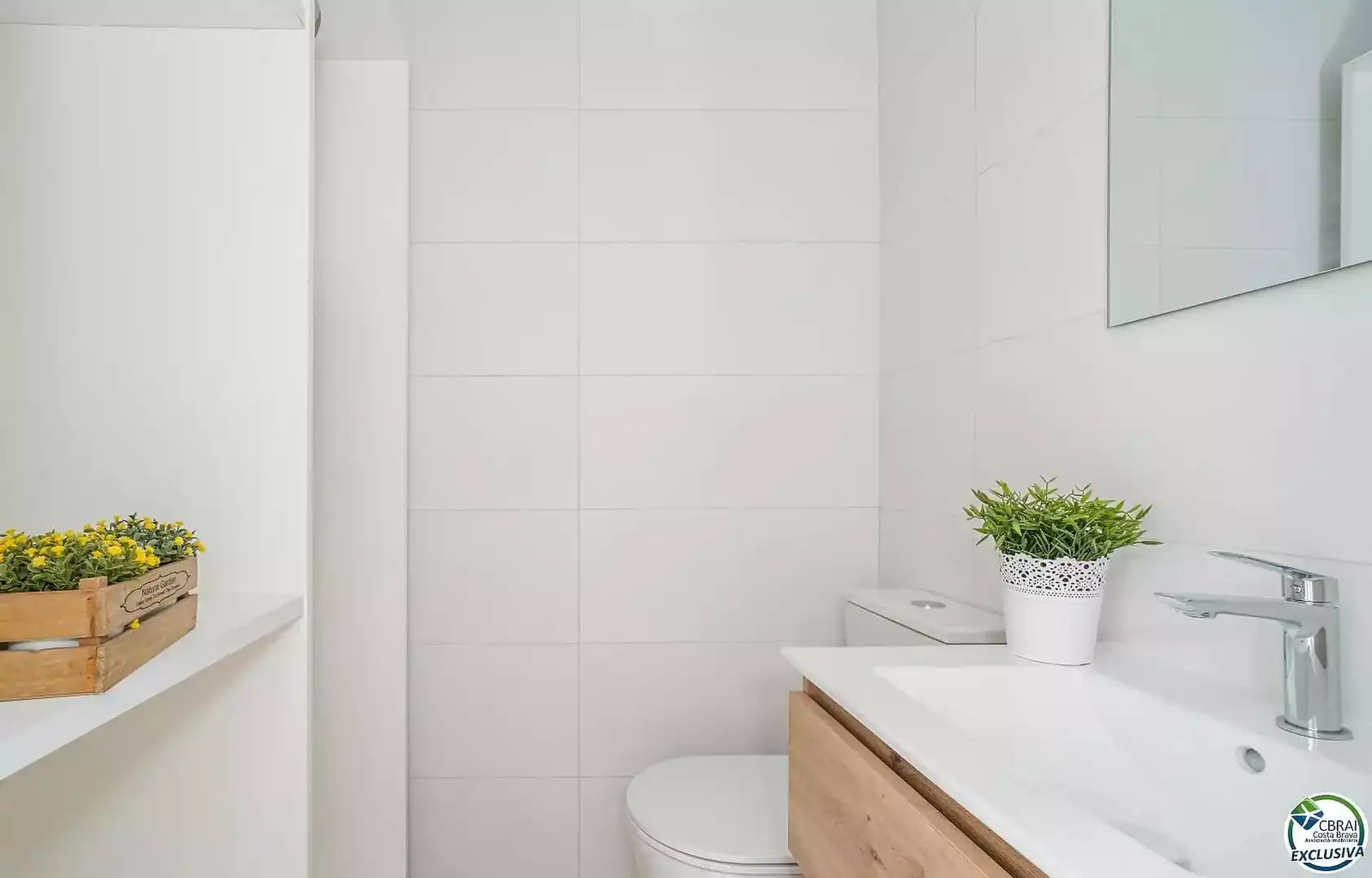 Baño de Piso en venta en Roses con Aire acondicionado, Calefacción y Terraza