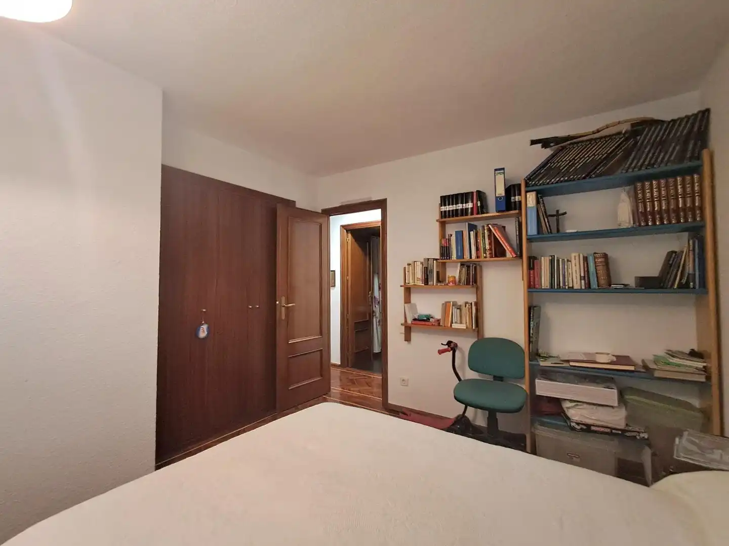 Bedroom of Flat for sale in Madrid  with Air Conditioner, Heating and Private garden
