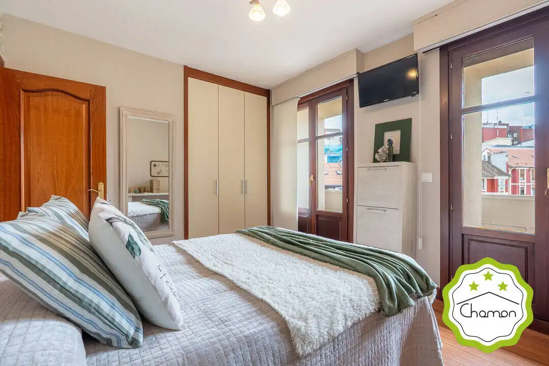 Flat for sale in Iralabarri