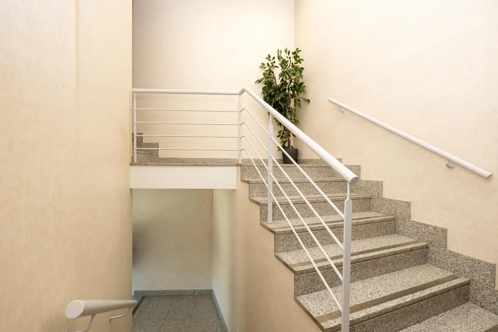 Inmuebles singulares con ascensor en venta en Calle ZARATE, imagen 36