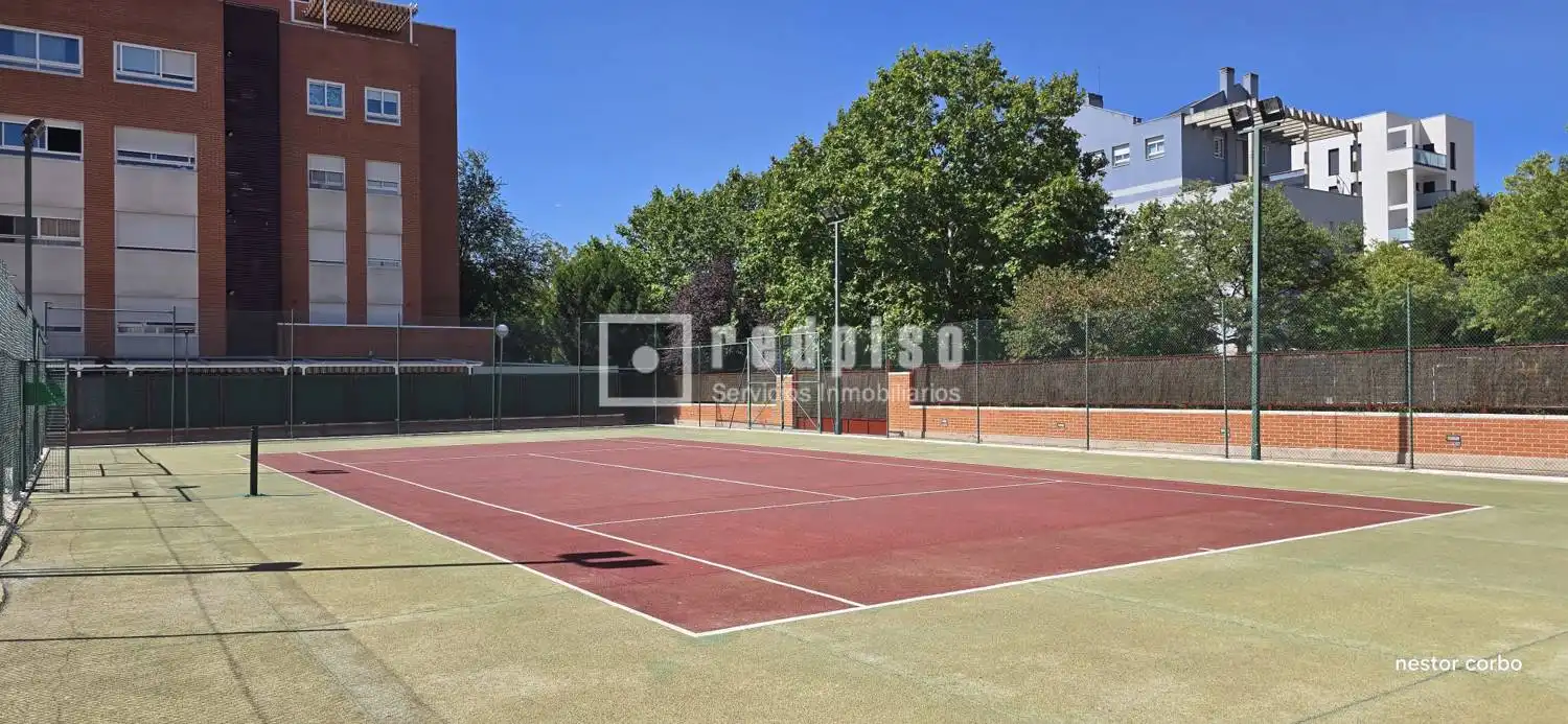 Exterior view of Flat for sale in Torrejón de Ardoz  with Heating, Terrace and Storage room