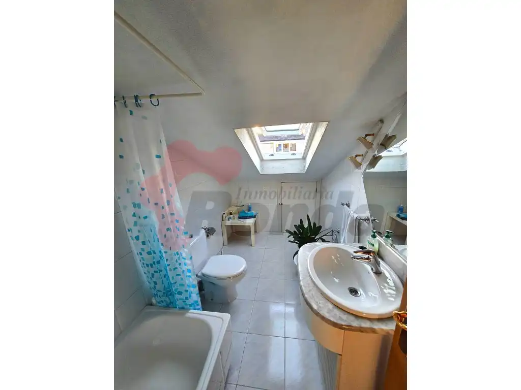 Bathroom of Flat for sale in Lugo  with Furnished