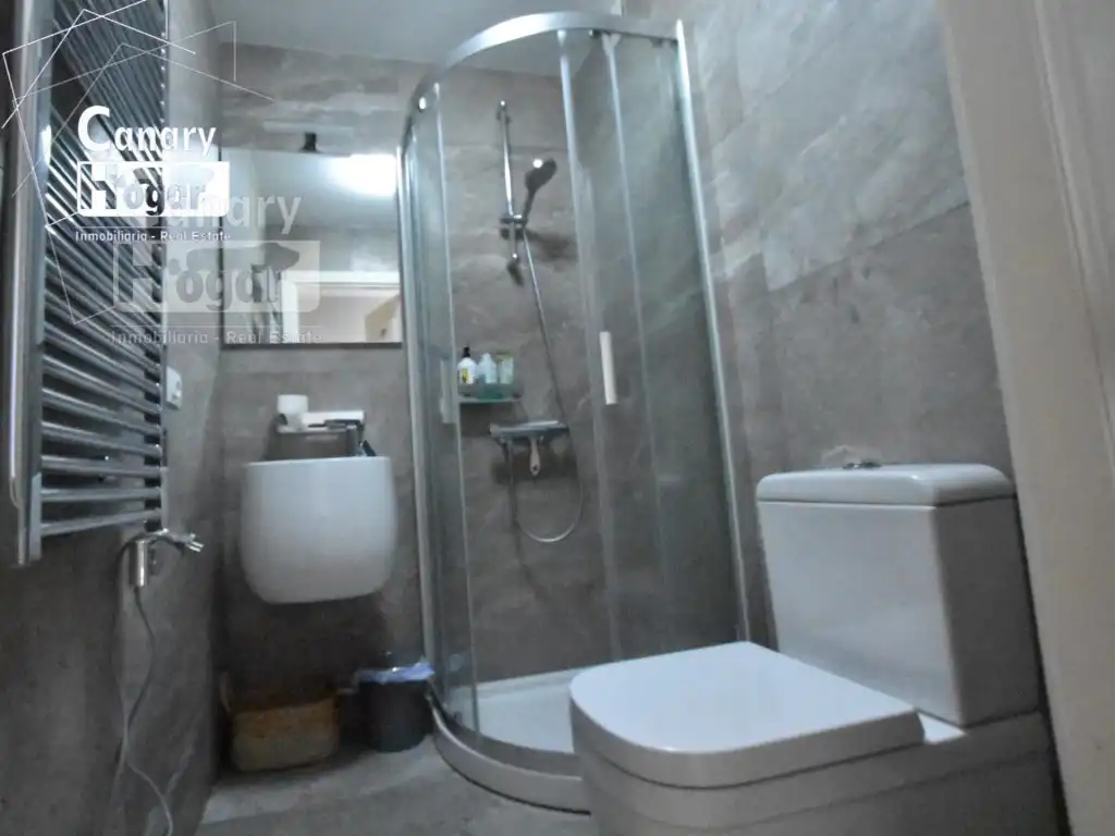 Badezimmer von Dachboden zum Verkauf in San Miguel de Abona mit Klimaanlage, Heizung und Gemeinschaftspool