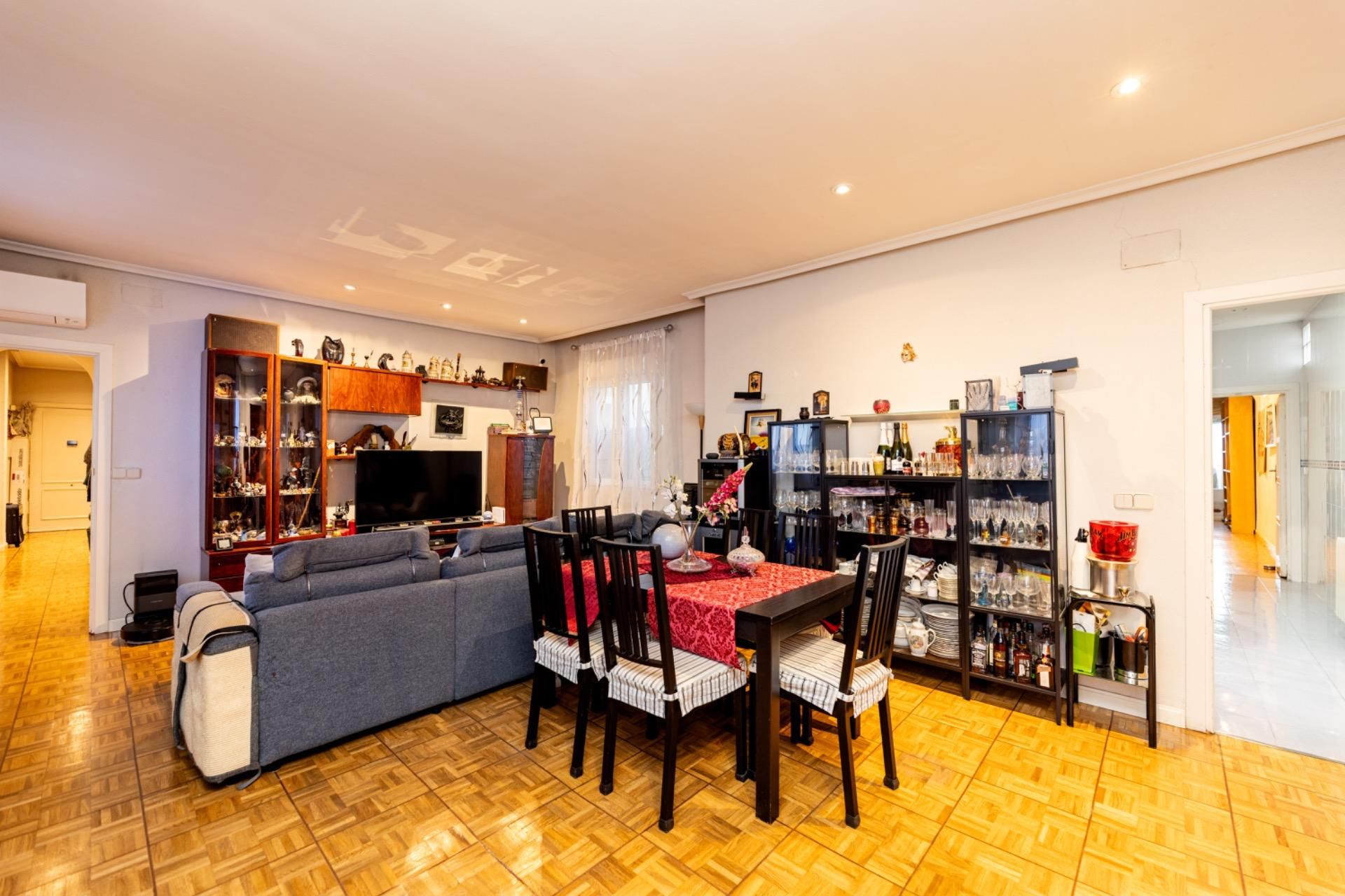 Sala de estar de Piso en venta en  Madrid Capital con Aire acondicionado, Calefacción y Terraza