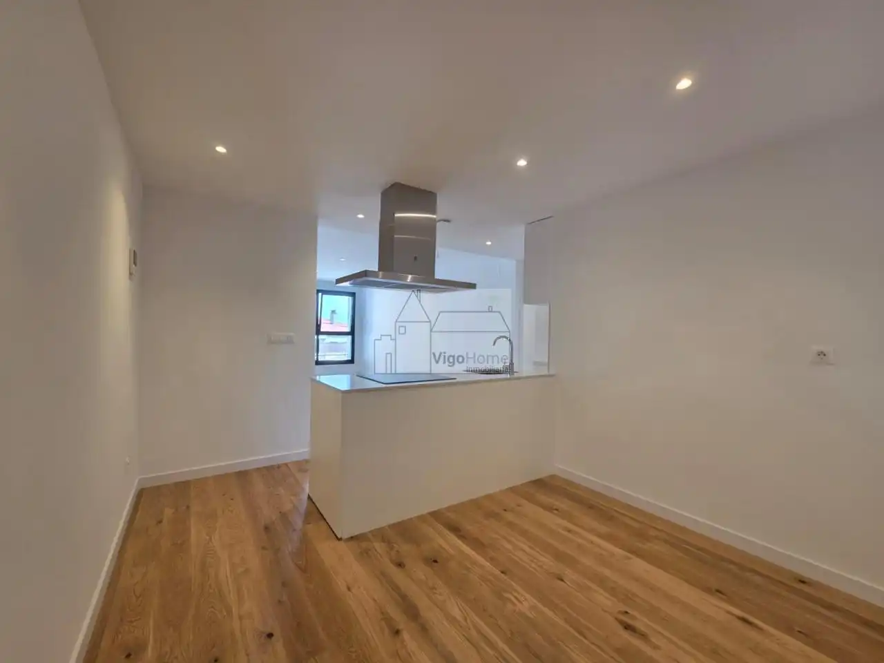 Flat for rent in ROSALIA DE CASTRO, 61, Centro - Areal