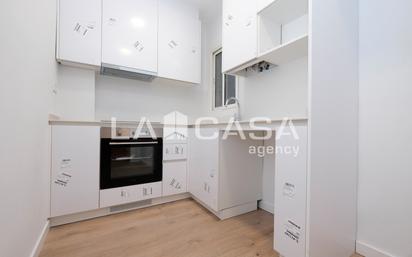 Kitchen of Flat for sale in  Barcelona Capital  with Air Conditioner and Heating