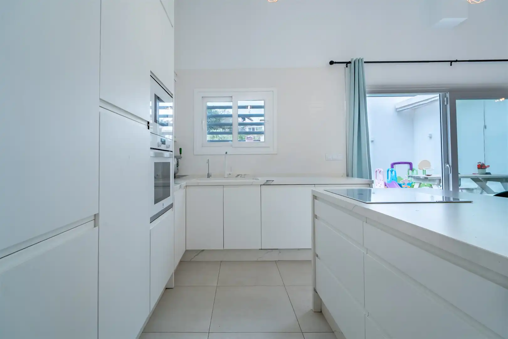 Kitchen of Houses for sale in Málaga
