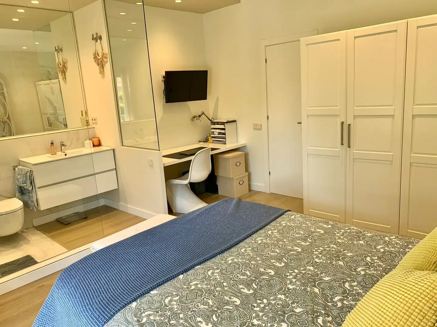 Bedroom of Houses for rent in Castelldefels  with Air Conditioner, Heating and Private garden