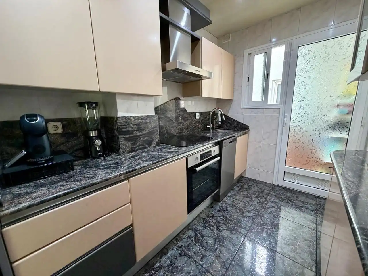 Cocina de Ático en venta en Montcada i Reixac con Aire acondicionado, Calefacción y Terraza