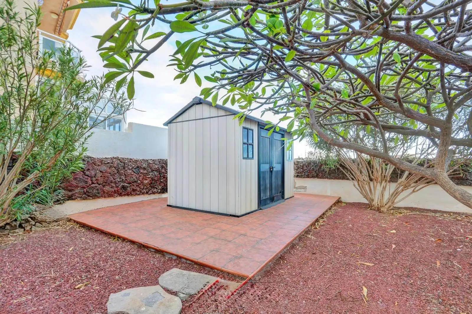 Vista exterior de Casa o chalet en venta en Arona con Aire acondicionado, Jardín privado y Amueblado