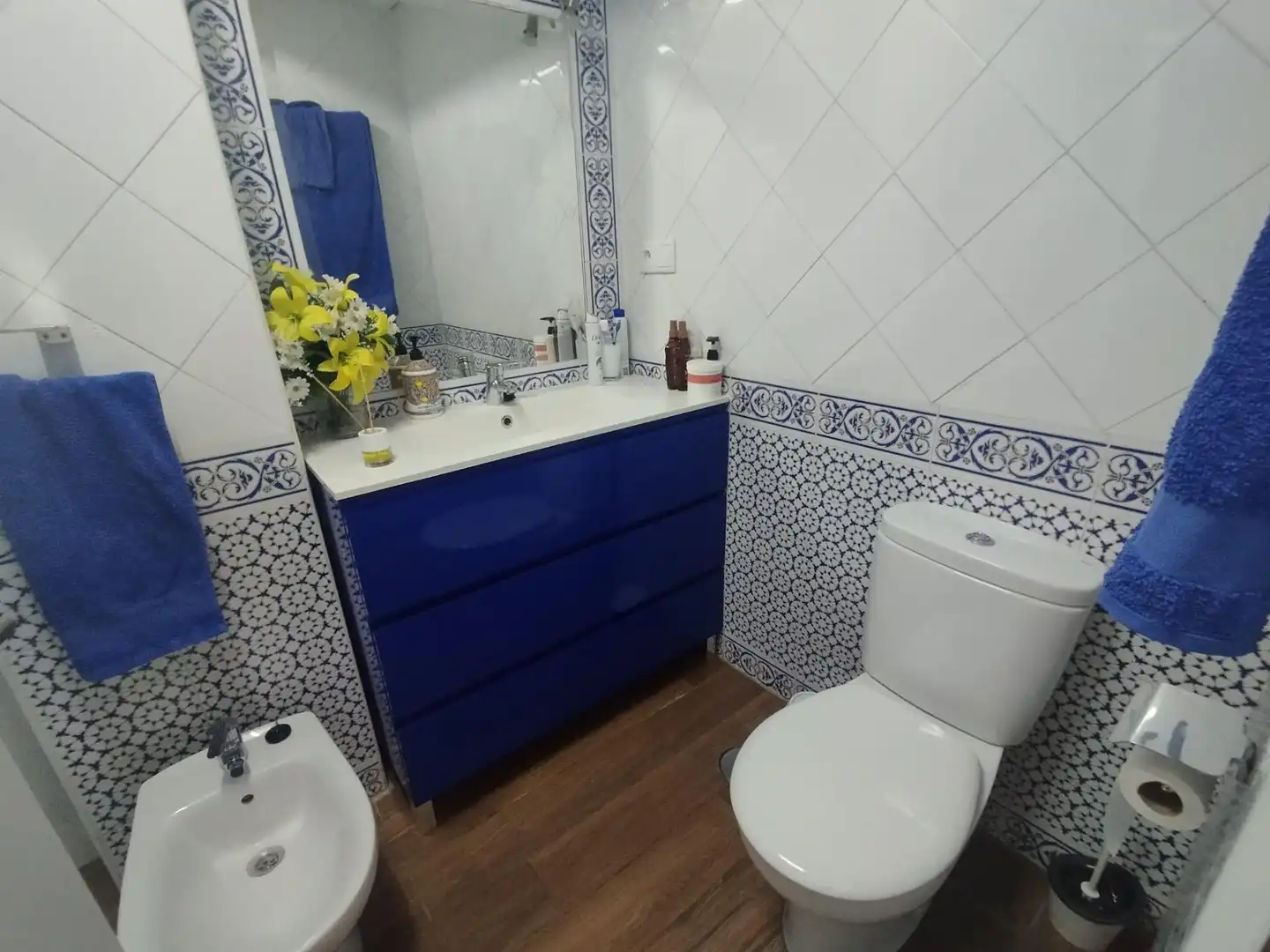 Baño de Apartamento en venta en Guardamar del Segura con Terraza y Amueblado