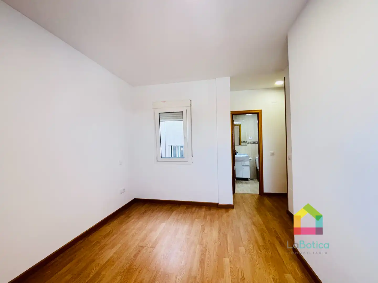 Bedroom of Flat for sale in Ajofrín  with Oven and Washing machine