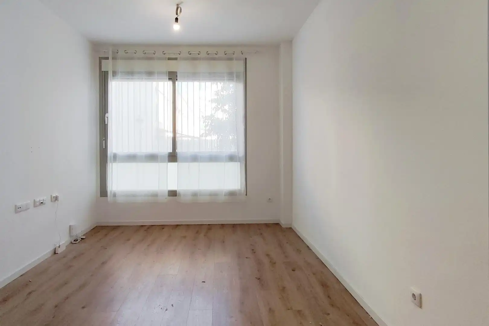 Schlafzimmer von Wohnung zum Verkauf in Valencia mit Heizung, Abstellraum und Alarm