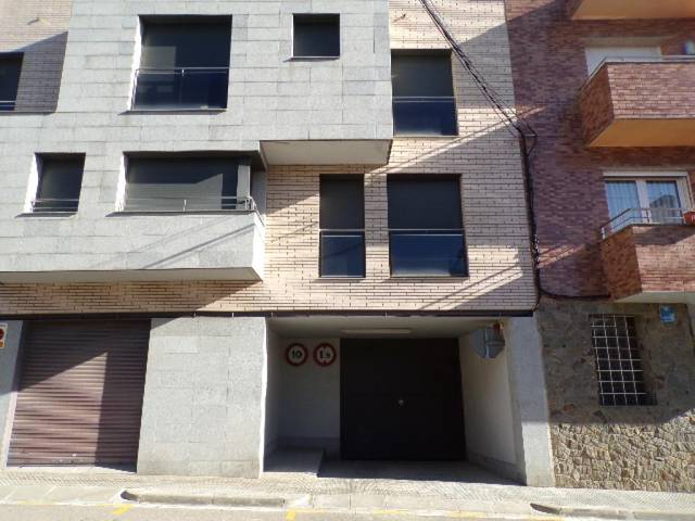 Garaje en Venta en C/ Roger de Lluria en Sant Vicenç de Castellet
