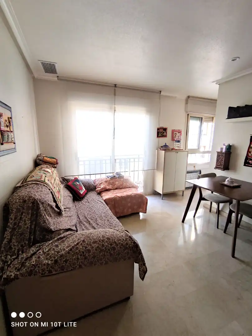 Wohnzimmer von Wohnung zur Miete in Elche / Elx mit Möbliert, Ofen und Waschmaschine
