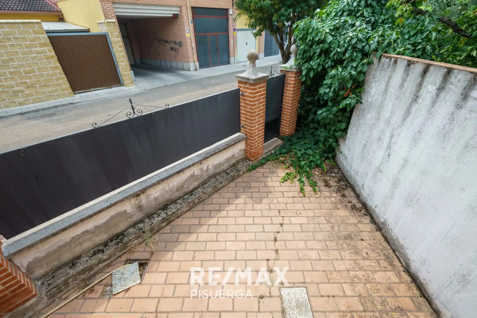 Chalet con jardín en venta en Calle Castilla y León 1, imagen 27