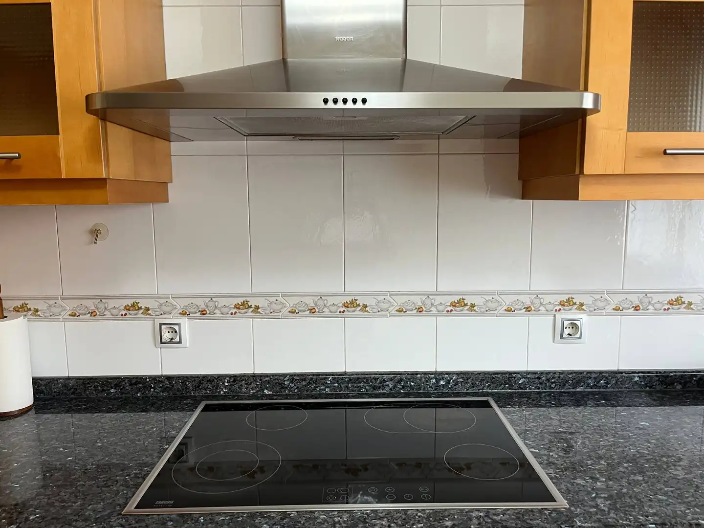 Cocina de Piso de alquiler en Santiago de Compostela  con Calefacción, Trastero y Amueblado