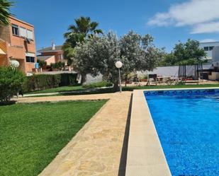 Swimming pool of Apartment for sale in Vinaròs