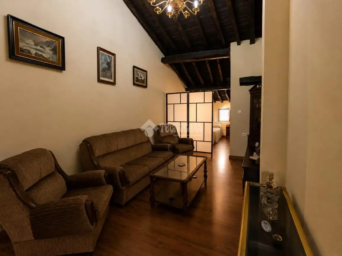 Sala d'estar de Casa o xalet en venda en Caleruela amb Moblat