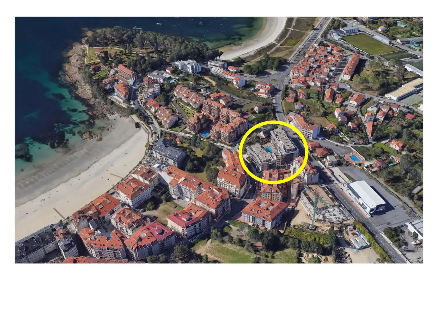 Vista exterior de Apartament en venda en Sanxenxo amb Calefacció, Parquet i Terrassa