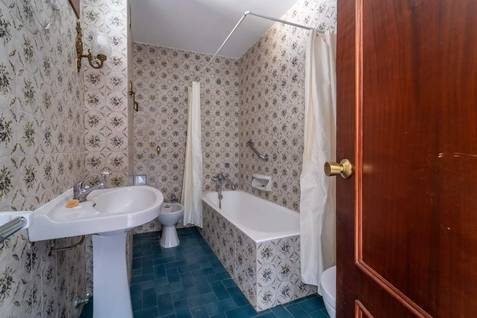 Bathroom of Flat for sale in Fuengirola  with Balcony