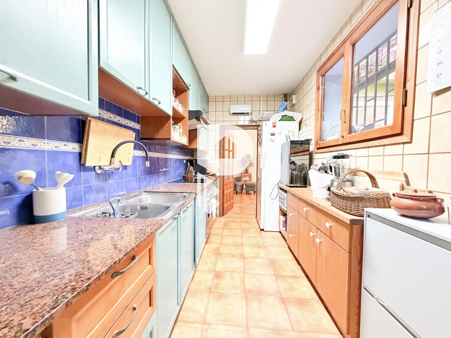 Cocina de Casa adosada en venta en Sant Vicenç Dels Horts con Aire acondicionado, Calefacción y Jardín privado