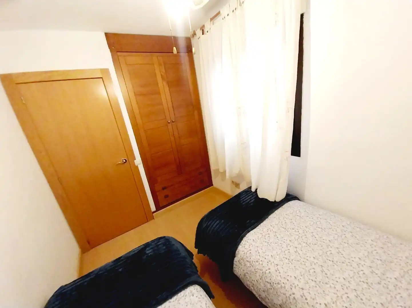 Habitación de Piso en venta en Benidorm con Aire acondicionado, Parquet y Terraza