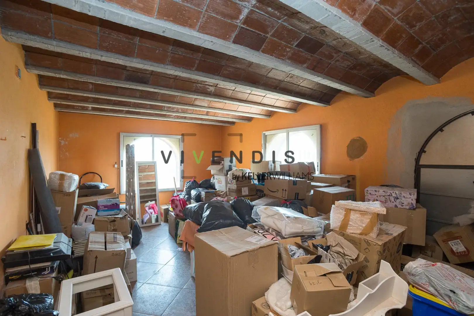 Sala d'estar de Casa o xalet en venda en Corbera de Llobregat