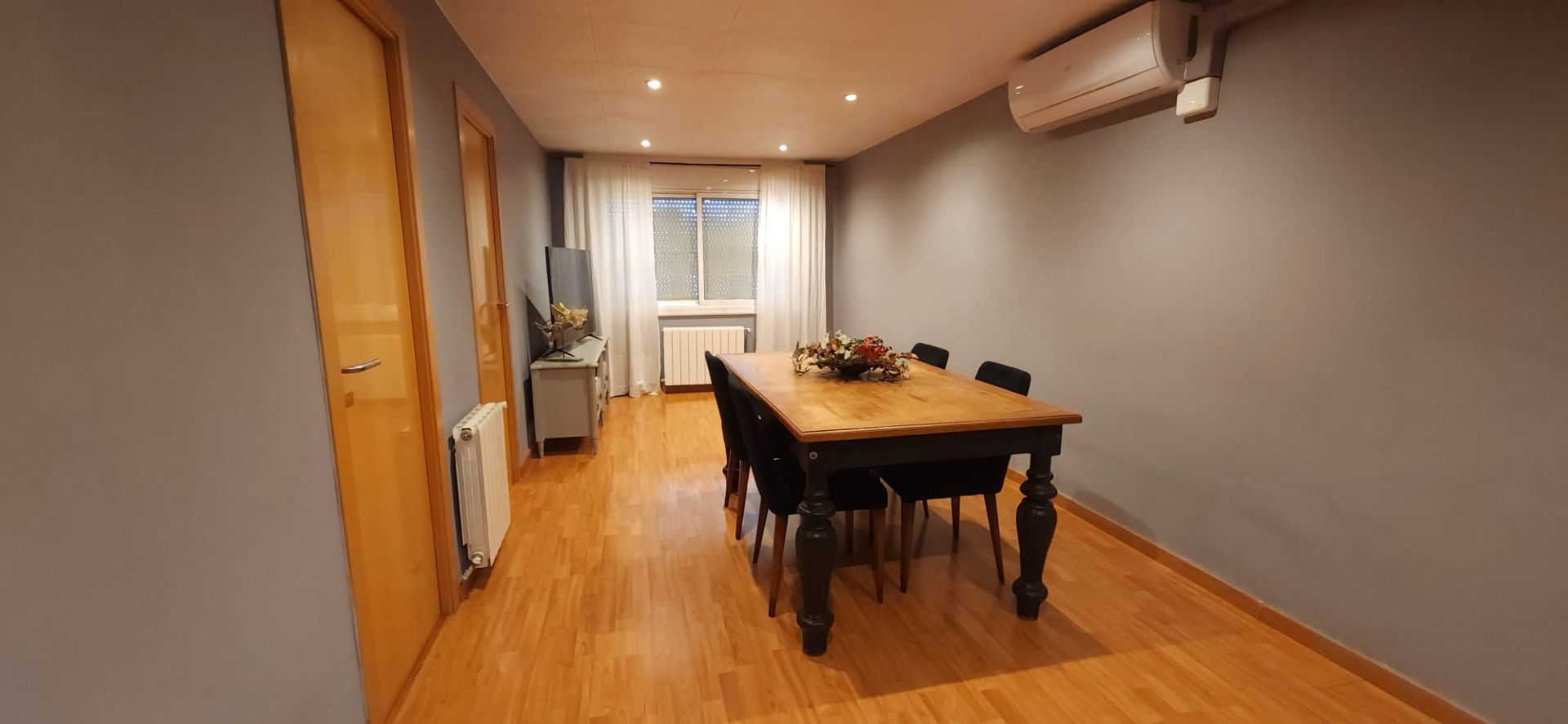 Dining room of Flat for sale in Olesa de Montserrat  with Air Conditioner, Heating and Parquet flooring
